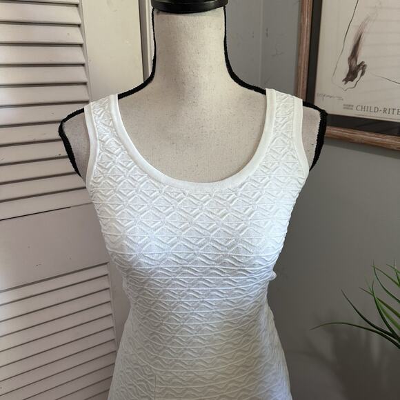 TORN RONNY KOBO Womens Dress Small White Textured Stretch Knit Fit Flare Preppy - Picture 3 of 11